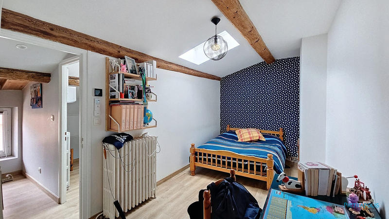 Appartement - 129 m² - 6 pièces