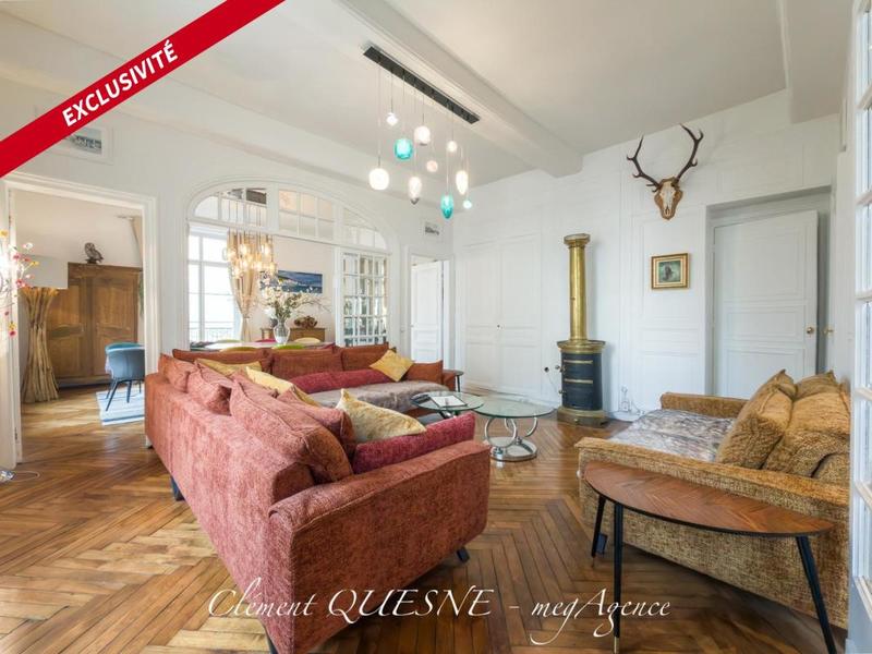 Appartement - 194 m² - 6 pièces