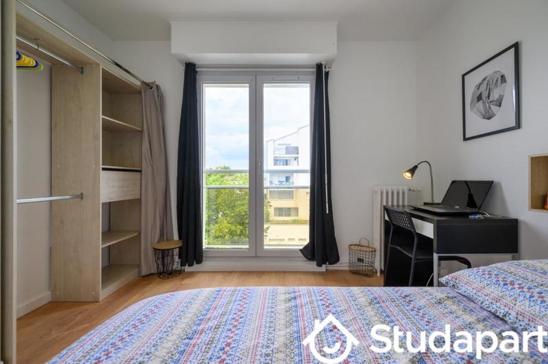 Chambre - 11 m² - 1 pièce