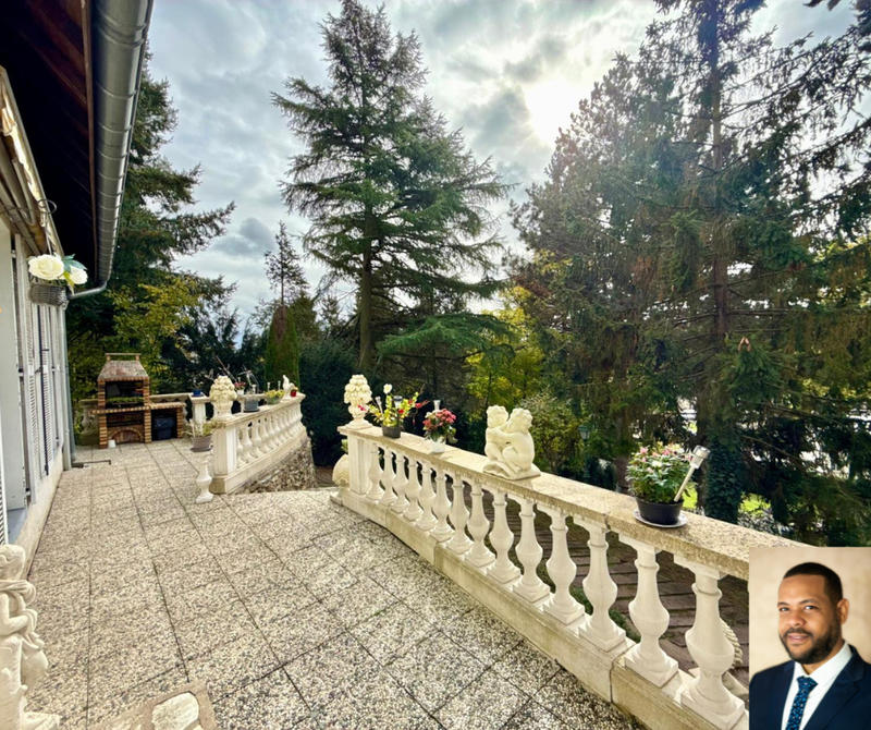 Maison - 200 m² - 7 pièces