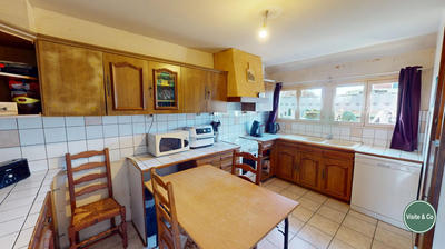 Maison traditionnelle - 125 m² - 7 pièces