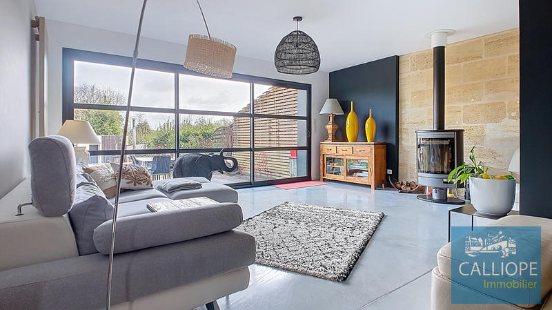 Maison de village - 216 m² - 7 pièces