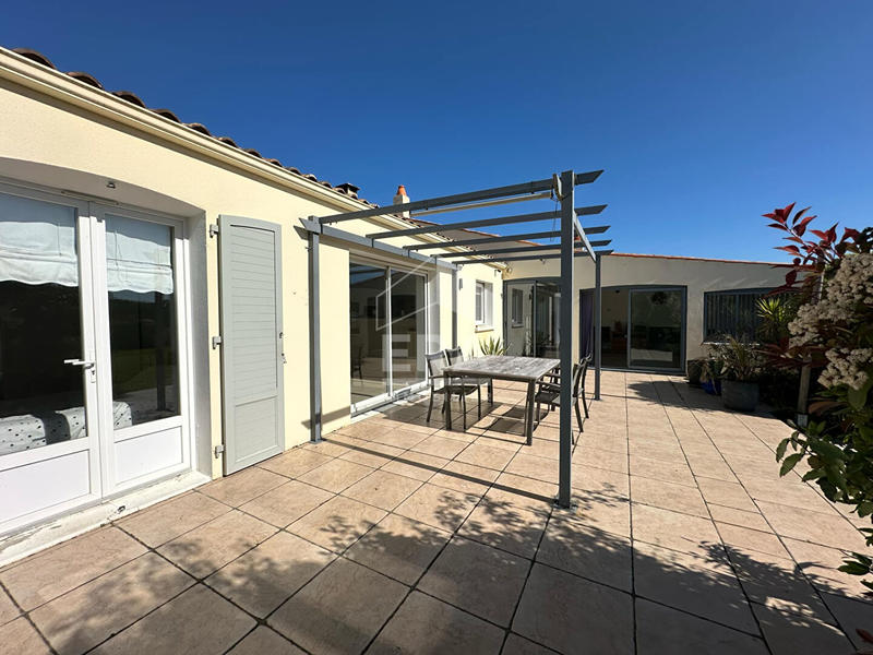 Maison - 134 m² - 6 pièces