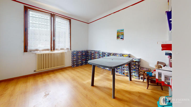 Appartement - 100 m² - 4 pièces