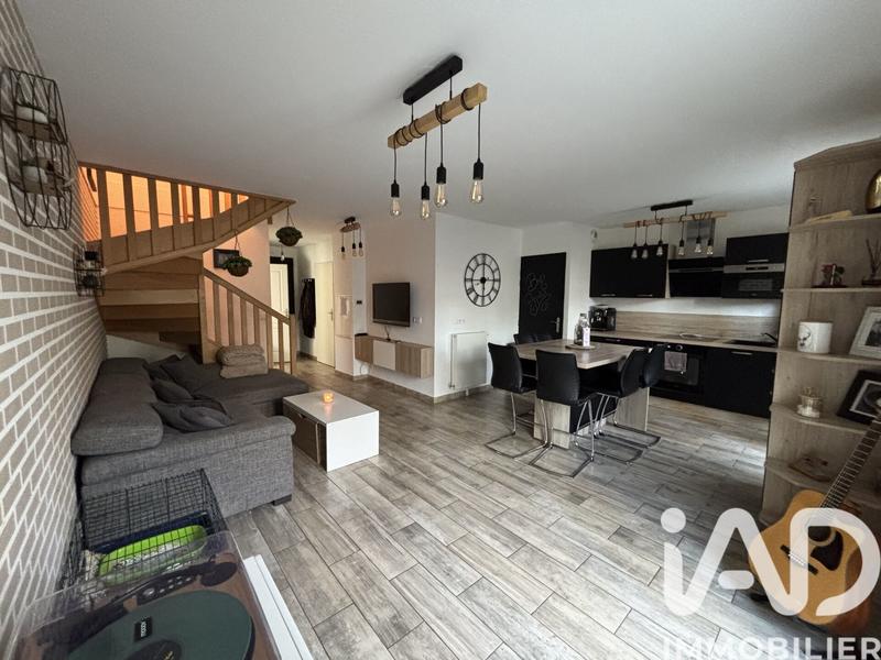 Maison - 84 m² - 4 pièces