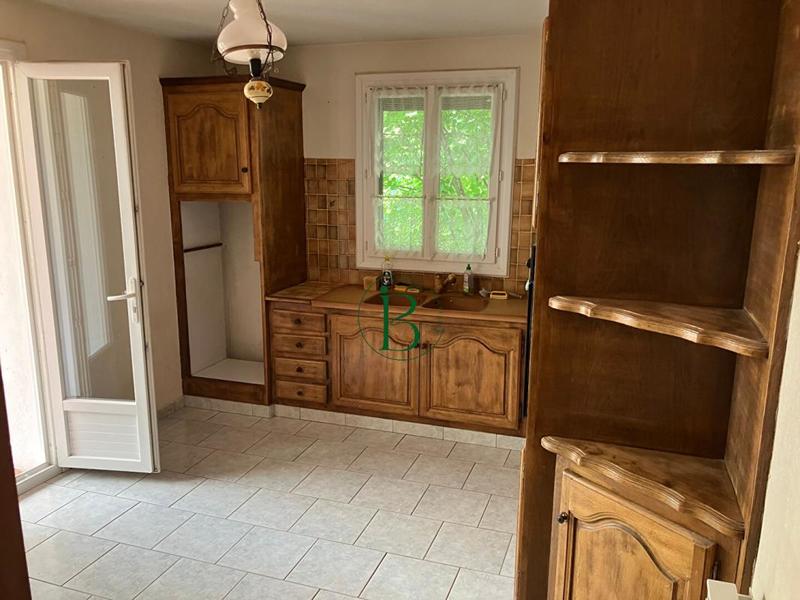 Villa - 242 m² - 6 pièces