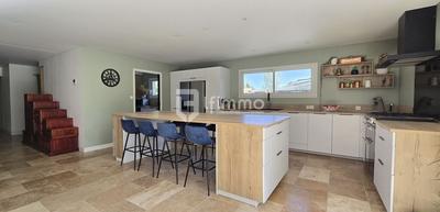 Maison - 170 m² - 7 pièces