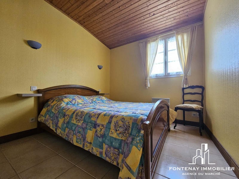 Maison - 220 m² - 11 pièces