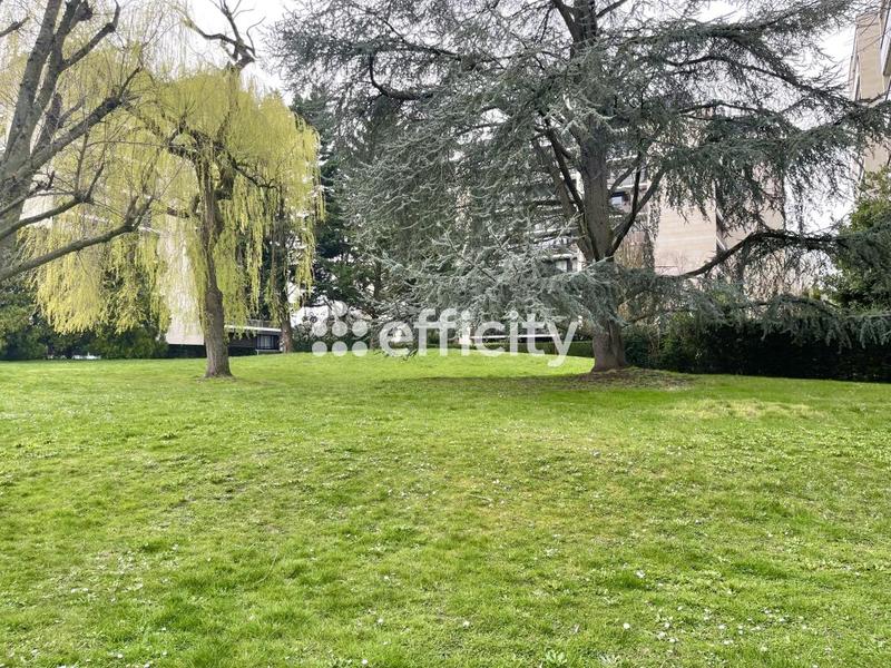 Appartement - 105 m² - 4 pièces