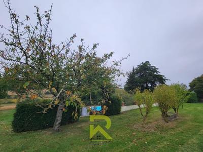 Maison de village - 315 m² - 10 pièces