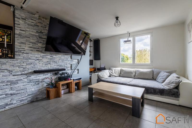 Maison - 90 m² - 4 pièces