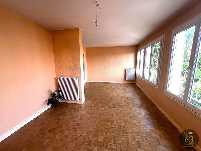Appartement - 77 m² - 3 pièces