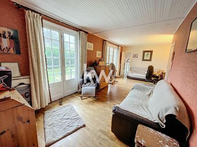 Maison - 91 m² - 5 pièces