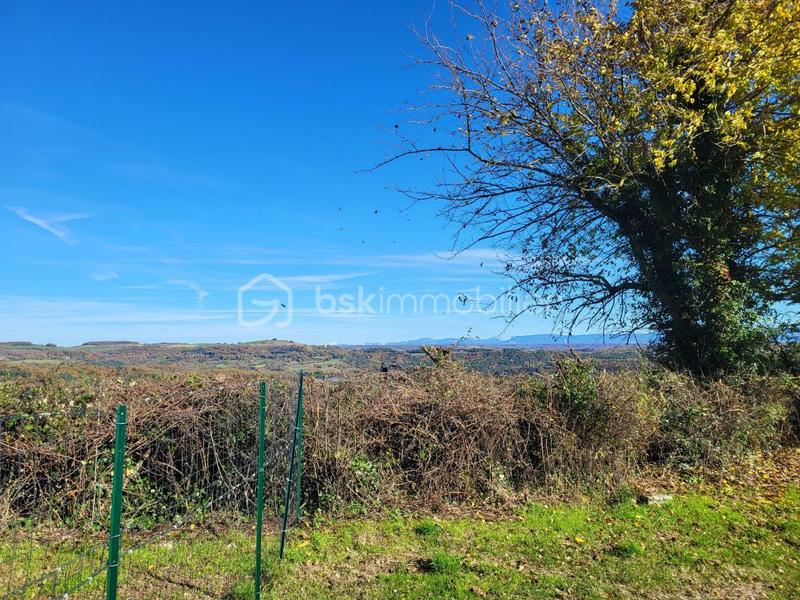 Corps de ferme - 130 m² - 2 pièces