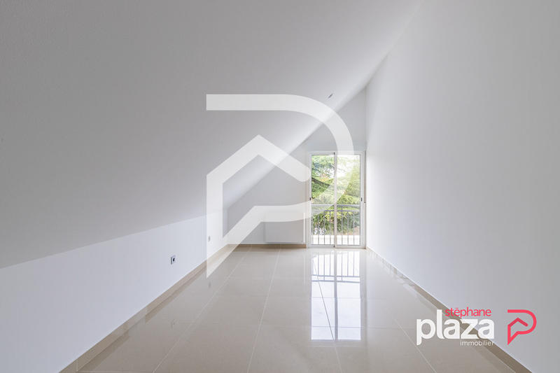 Maison - 193 m² - 10 pièces