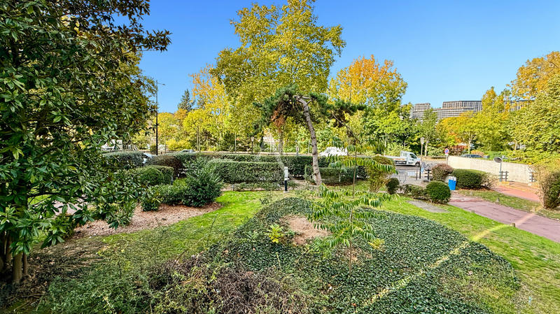 Appartement - 98 m² - 4 pièces