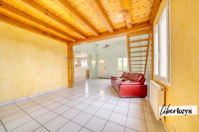 Maison - 110 m² - 4 pièces