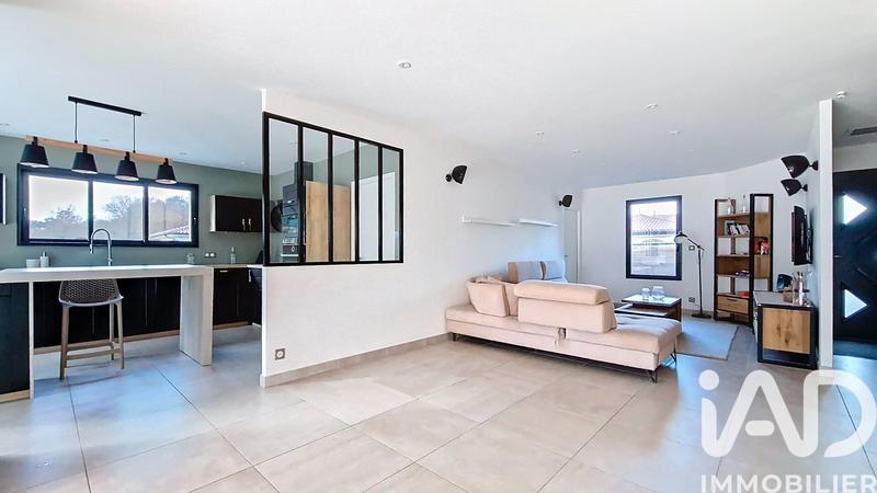 Maison - 130 m² - 6 pièces