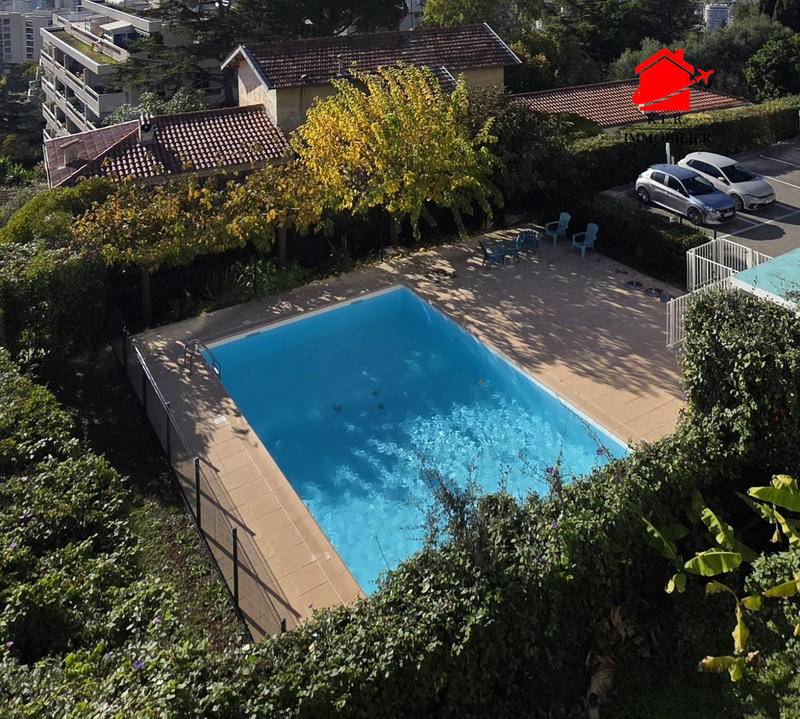 Appartement - 103 m² - 4 pièces