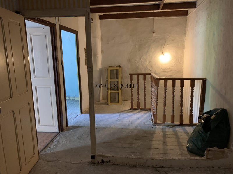 Maison - 80 m² - 5 pièces