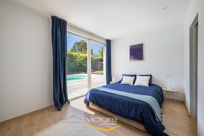 Maison - 191 m² - 6 pièces