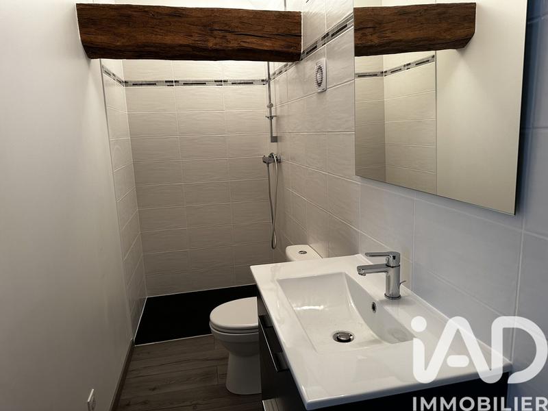 Maison - 300 m² - 8 pièces