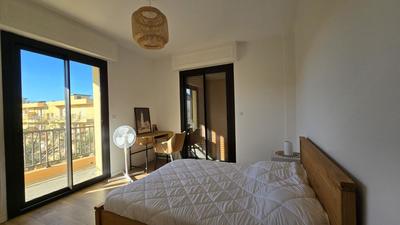 Appartement - 105 m² - 4 pièces