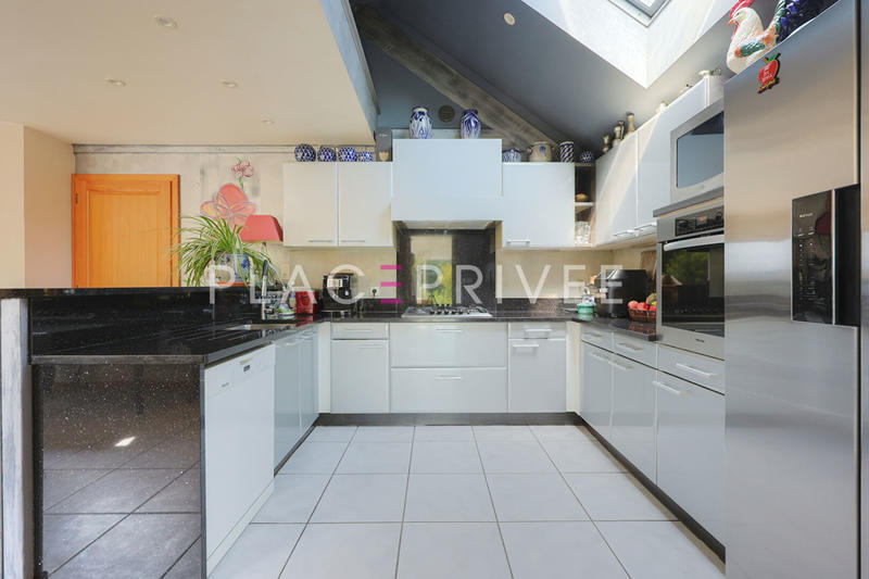 Maison - 169 m² - 6 pièces