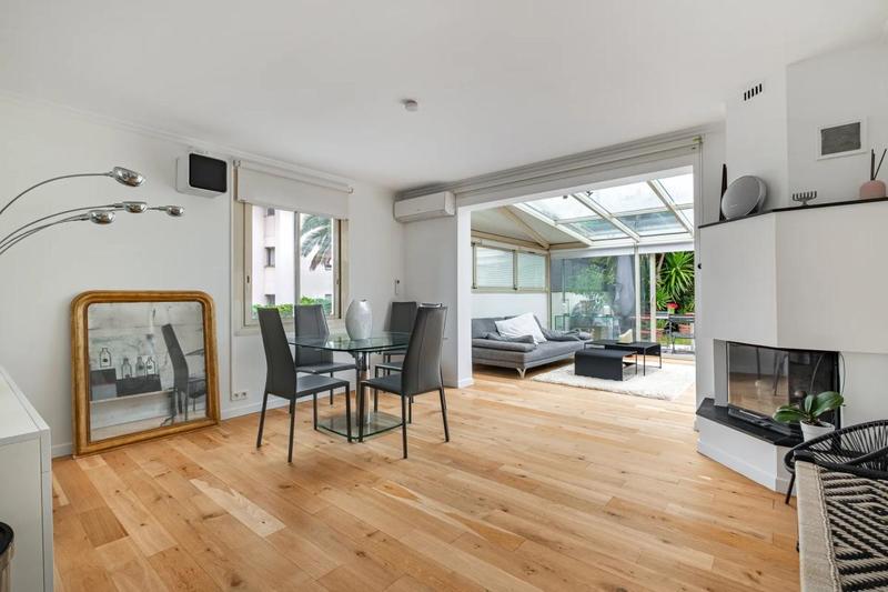 Appartement - 70 m² - 2 pièces