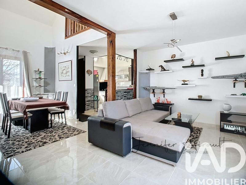 Maison - 163 m² - 7 pièces