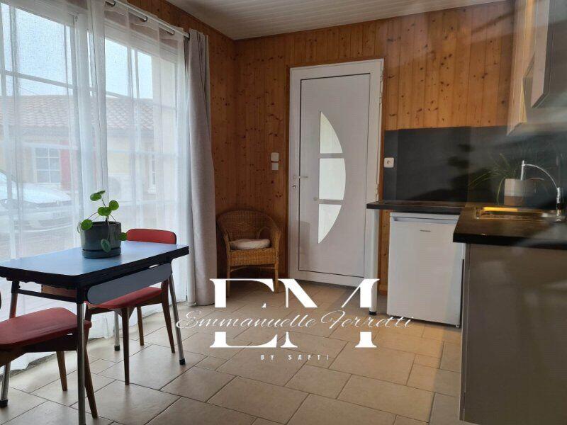 Maison - 177 m² - 8 pièces