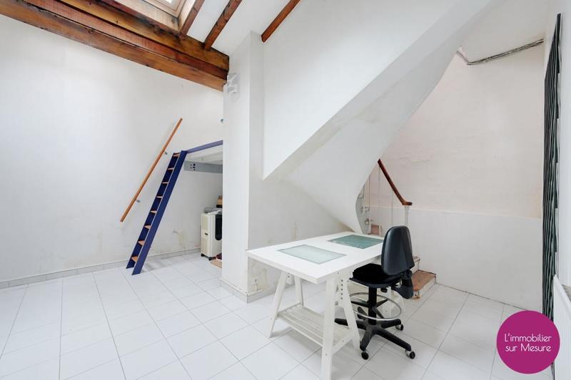 Appartement - 95 m² - 3 pièces