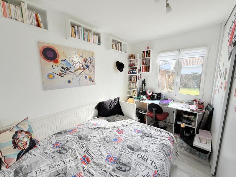 Maison - 137 m² - 6 pièces