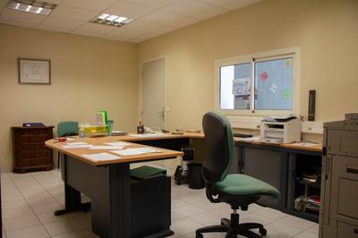 Bureau - 900 m²
