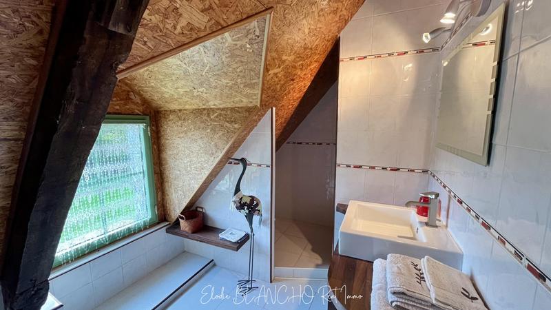 Maison - 136 m² - 7 pièces