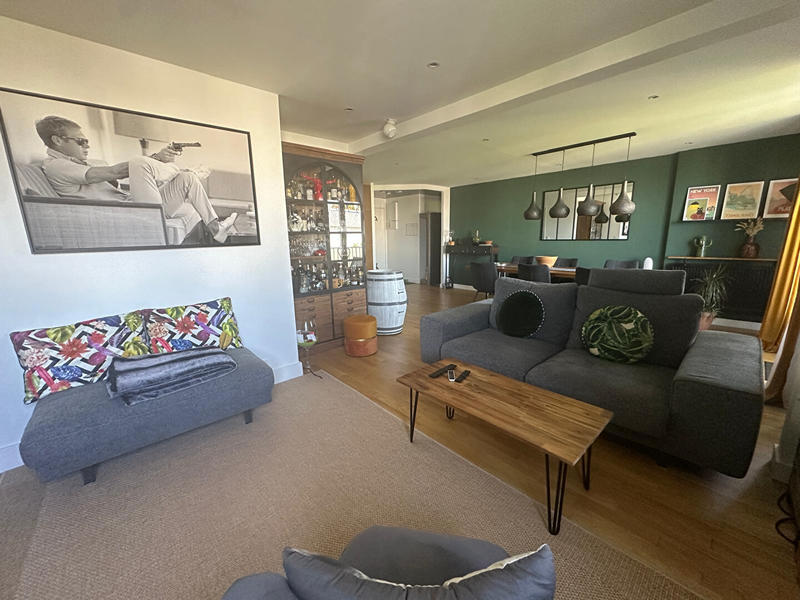 Appartement - 86 m² - 4 pièces