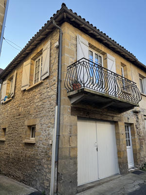 Maison - 70 m² - 4 pièces