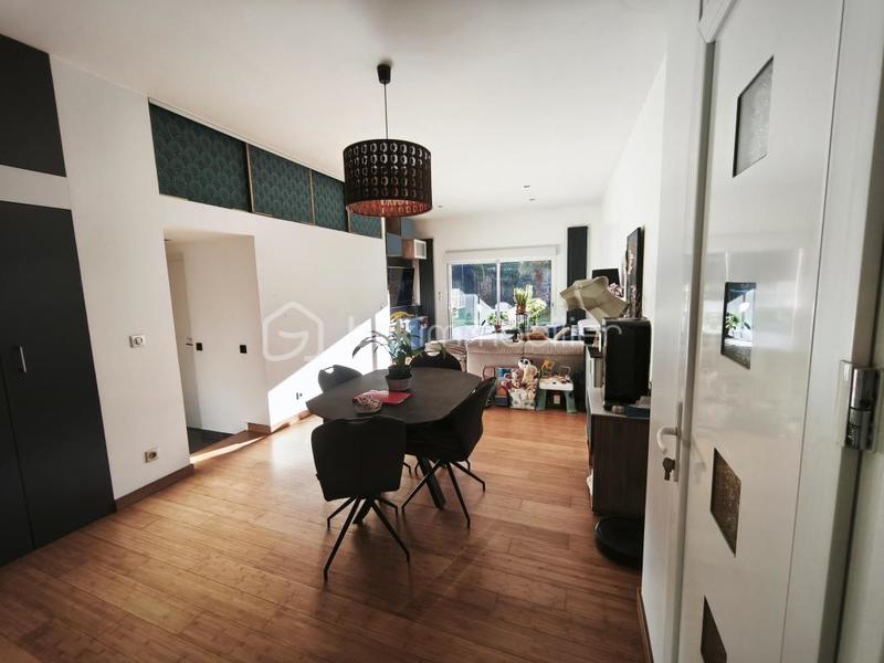 Maison - 138 m² - 6 pièces