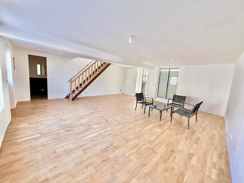 Maison - 120 m² - 5 pièces