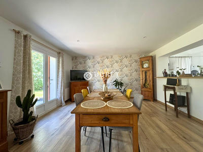 Maison - 179 m² - 5 pièces