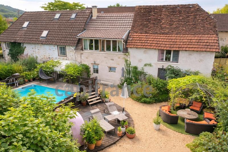 Maison en pierre - 190 m² - 5 pièces