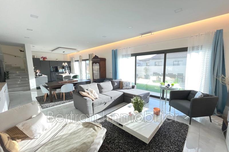 Villa - 140 m² - 5 pièces