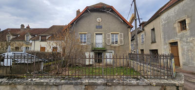 Maison - 84 m² - 5 pièces
