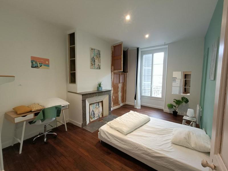 Chambre - 147 m² - 2 pièces