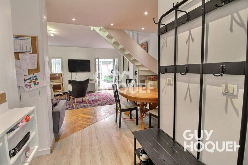 Maison - 103 m² - 5 pièces