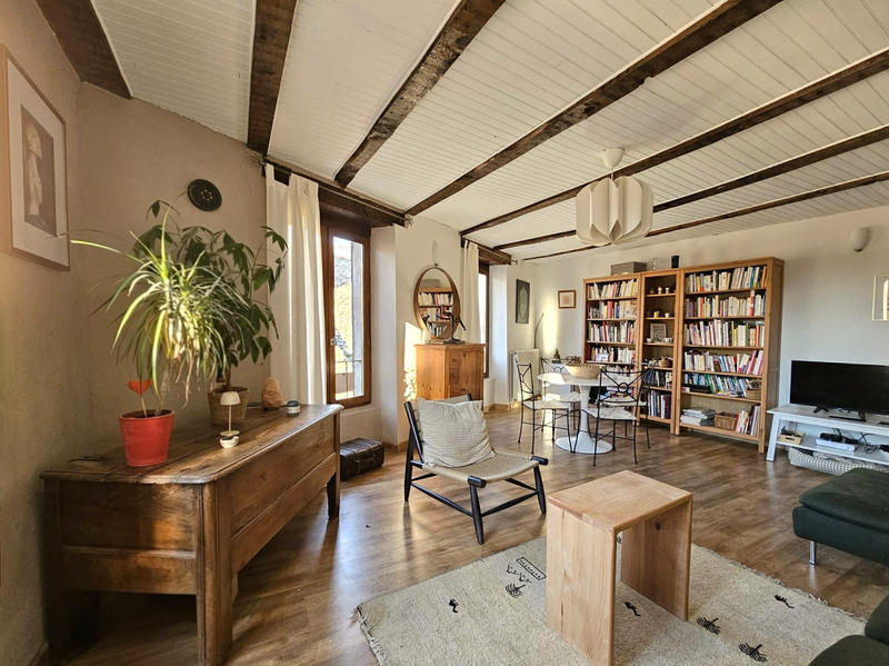 Appartement - 110 m² - 4 pièces