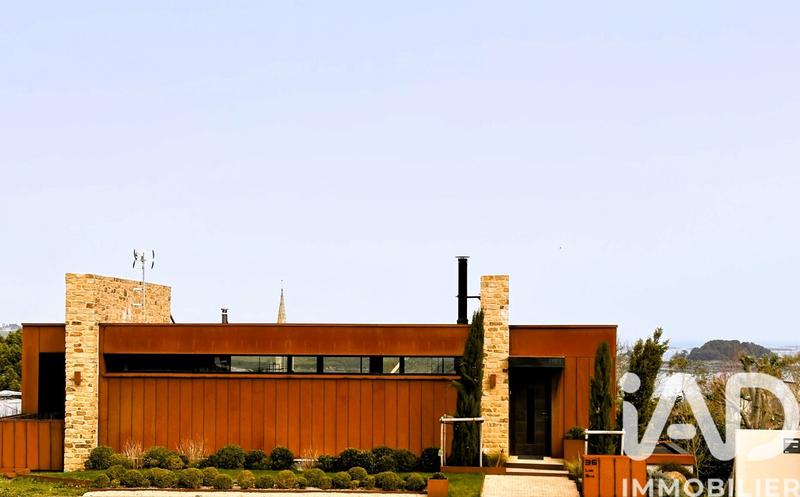 Maison de maîtres - 202 m² - 6 pièces