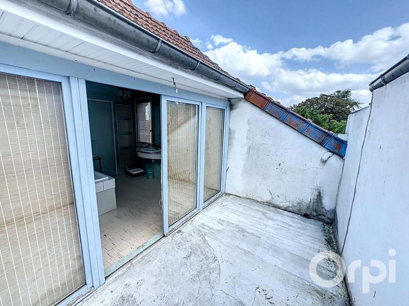 Maison - 180 m² - 6 pièces