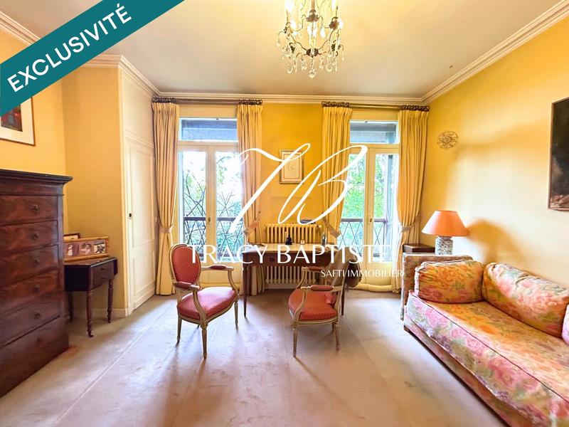 Maison - 294 m² - 8 pièces