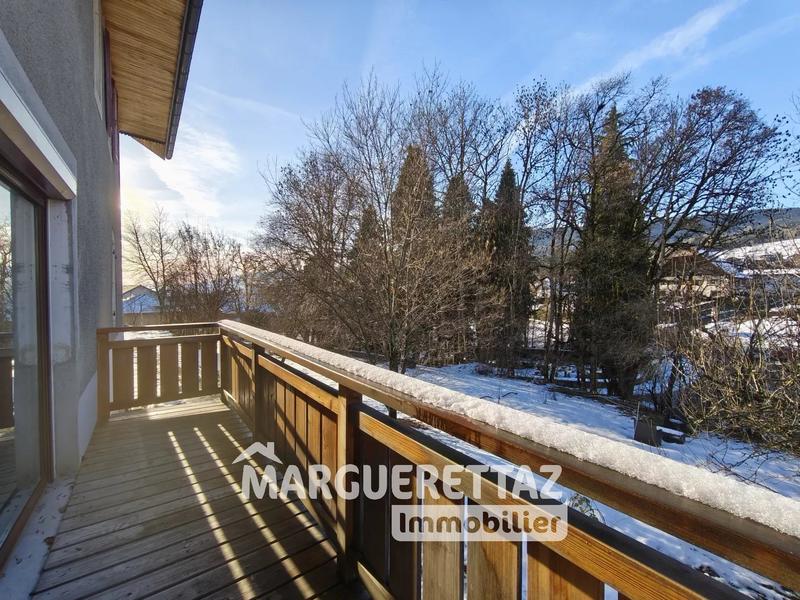 Appartement - 95 m² - 4 pièces